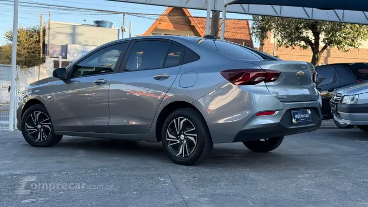 ONIX SEDAN Plus LT 1.0 12V Flex 4p Mec.