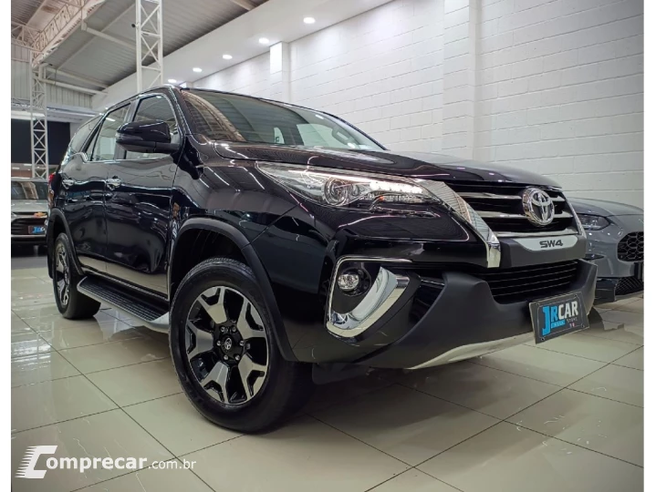 HILUX SW4 2.8 SRX Diamond 4X4 7 Lugares 16V Turbo Intercoole