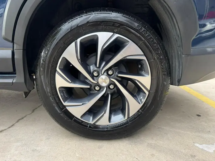 Spin 1.8 Premier 8V Flex 4P Automático