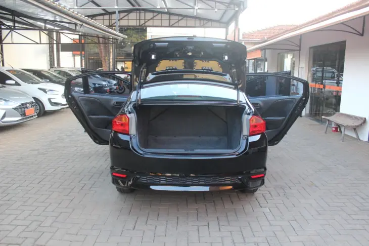 City Sedan 1.5 16V 4P PERSONAL FLEX AUTOMÁTICO