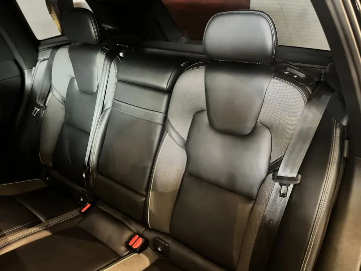 XC60 2.0 16V 4P T8 HYBRID R-DESIGN AWD GEARTRONIC AUTOMÁTICO