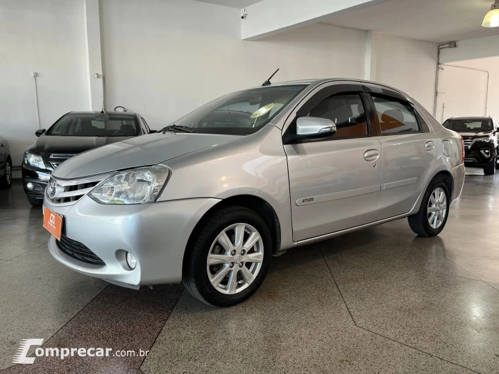 ETIOS 1.5 XLS Sedan 16V