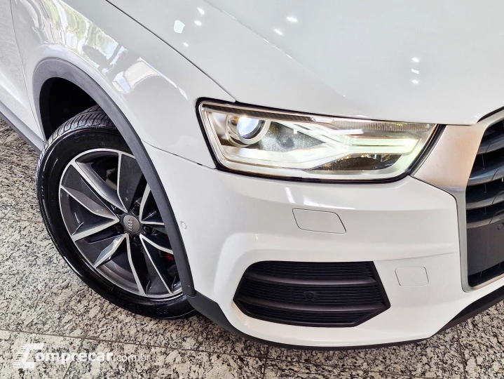 Q3 2.0 TFSI Ambiente Quattro