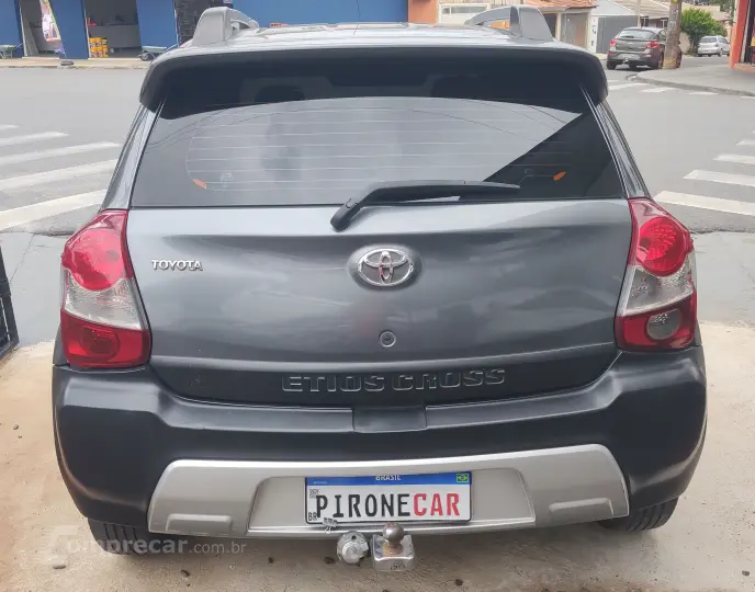ETIOS CROSS 1.5 16V