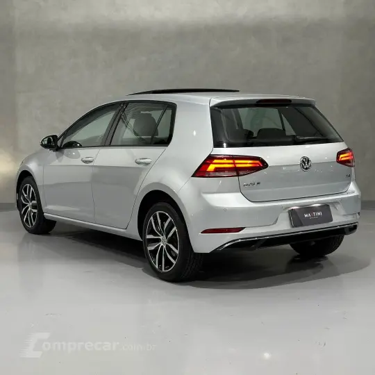 Golf Comfort. 200 TSI 1.0 Flex 12V Aut.