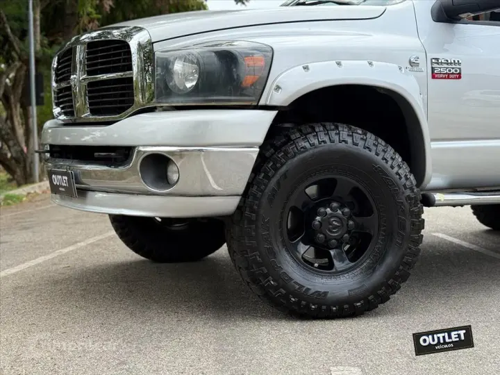 RAM 5.9 2500 SLT 4X4 CD I6 24V TURBO DIESEL 4P AU