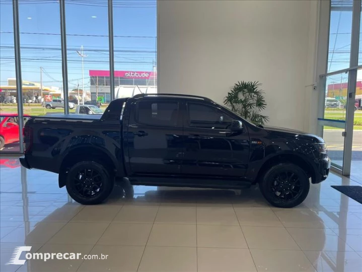 RANGER 2.2 Black 4X2 CD 16V