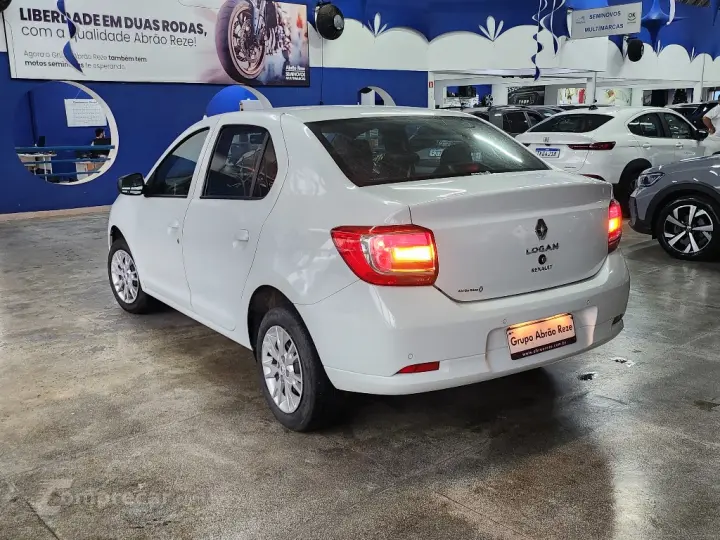 LOGAN 1.0 12V SCE FLEX ZEN MANUAL
