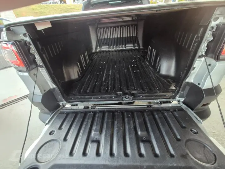 Strada Freedom 1.3 Flex 8V  CS Plus