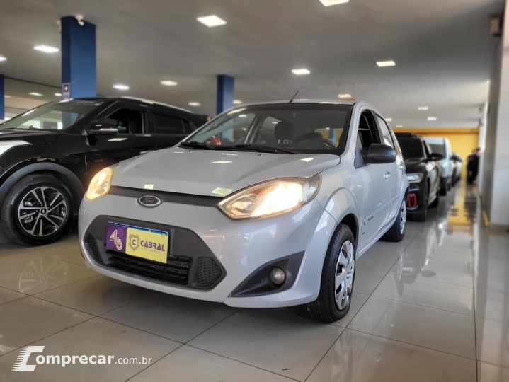 FIESTA 1.6 MPI Class Hatch 8V