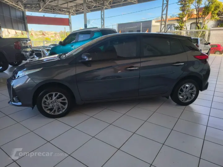 Yaris Hatch 1.5 16V 4P FLEX XS CONNECT MULTIDRIVE AUTOMÁTICO
