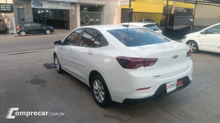 ONIX 1.0 Turbo Plus LT