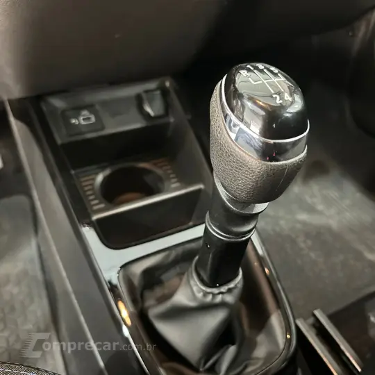 Kwid KWID Intense 1.0 Flex 12V 5p Mec.