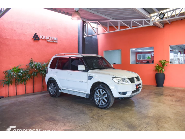 PAJERO TR4 2.0 4X2 16V 140CV FLEX 4P MANUAL