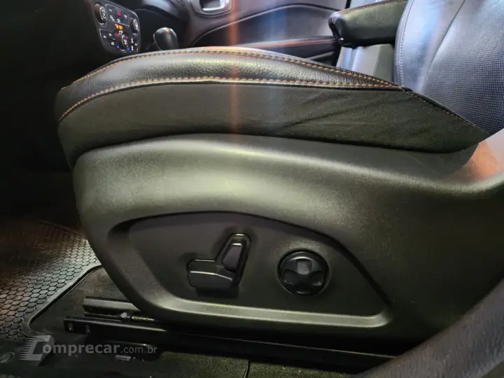 COMPASS LIMITED 2.0 4x4 Diesel 16V Aut.