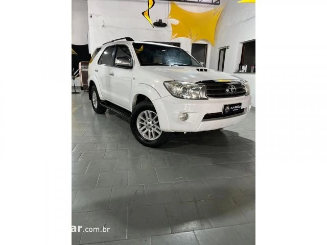 HILUX SW4 - 3.0 SRV 4X4 16V TURBO INTERCOOLER 4P AUTOMÁTICO