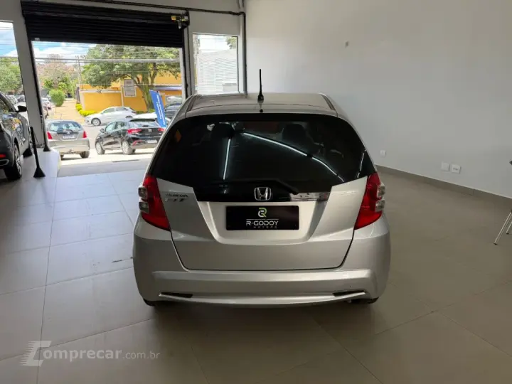 Fit LX 1.4/ 1.4 Flex 8V/16V 5p Aut.