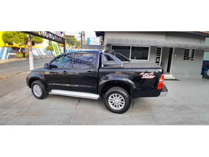 HILUX 3.0 SRV 4X4 CD 16V TURBO INTERCOOLER DIESEL 4P AUTOMAT