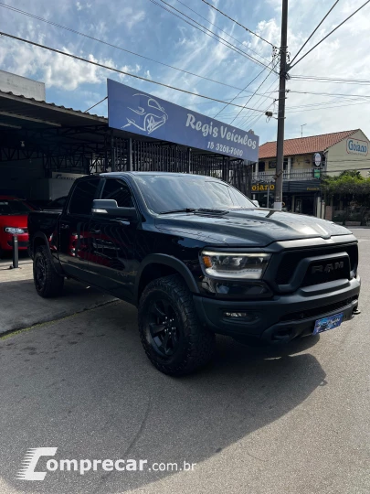 RAM 5.7 1500 Hemi 4X4 CD V8