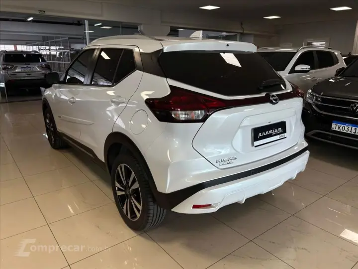 KICKS PLAY 1.6 16V FLEXSTART ADVANCE PLUS XTRONIC