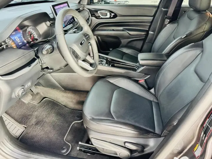 COMPASS LONG. T270 1.3 TB 4X2 FLEX AUT.