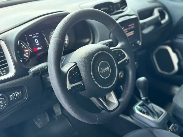 RENEGADE 1.8 16V Sport