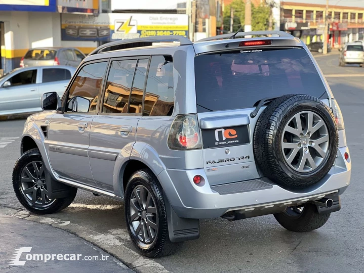 Pajero TR4 2.0 Flex 16V 4X2 Aut.