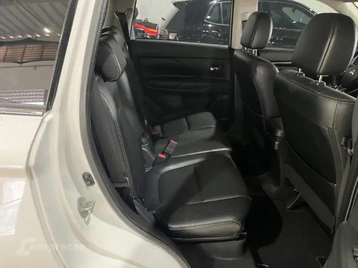 OUTLANDER 2.2 4X4 16V