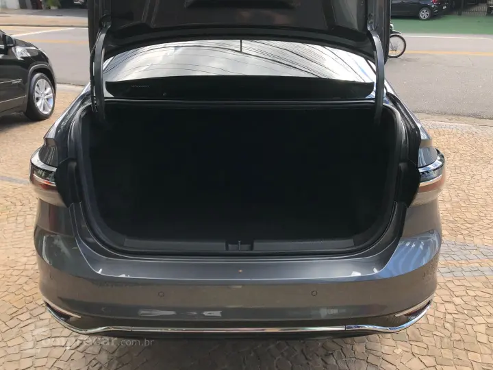 Virtus 1.0 200 Tsi Highline Automático