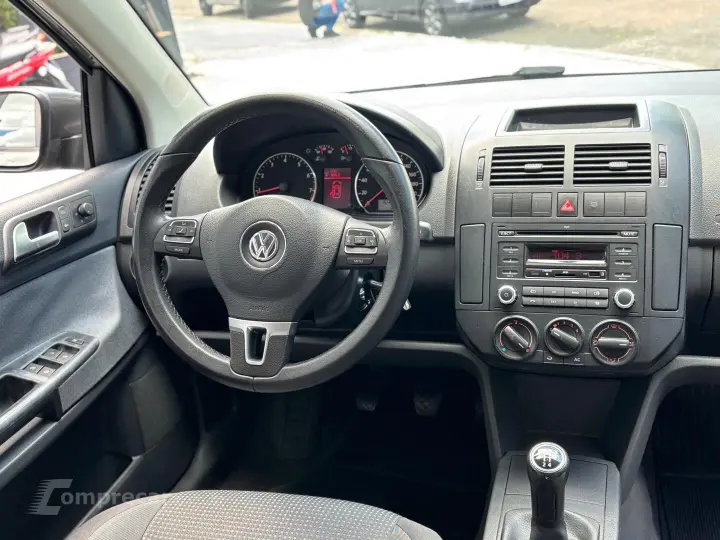 POLO 1.6 MI 8V