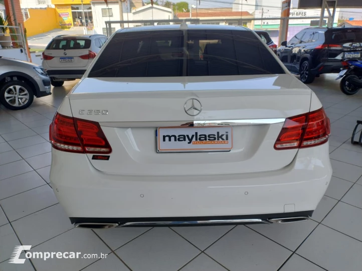 E 250 2.0 16V 4P AVANTGARDE TURBO AUTOMÁTICO