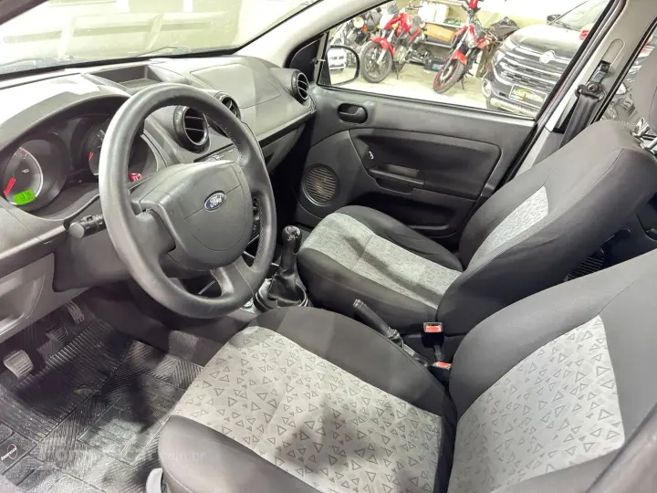 Fiesta 1.6 Mpi Sedan 8V Flex 4P Manual