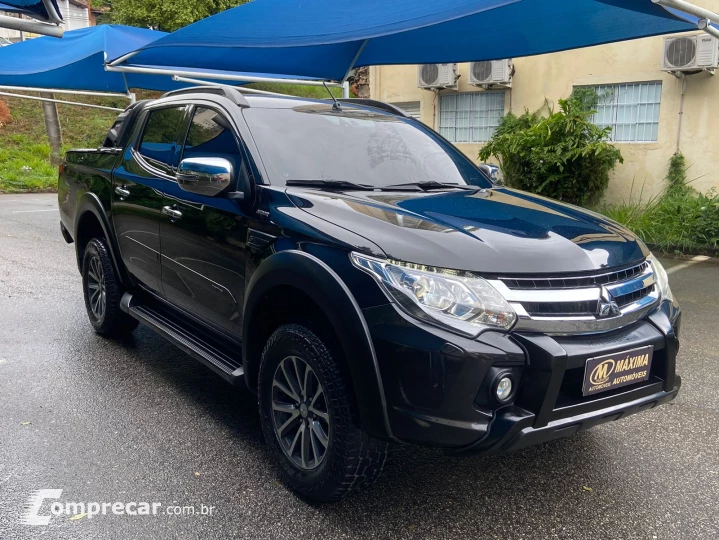 L200 TRITON 2.4 16V Turbo Outdoor Hpe-s CD 4X4