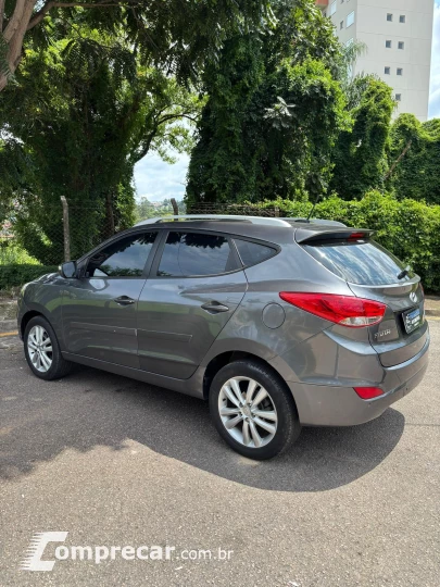 HYUNDAI IX35 2.0 16V