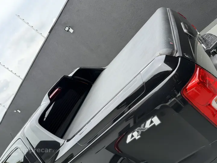 S10 2.8 16V Turbo Midnight CD 4X4