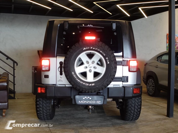 Wrangler 3.8 V6 12V SPORT TETO RÍGIDO E LONA AUTOMÁTICO