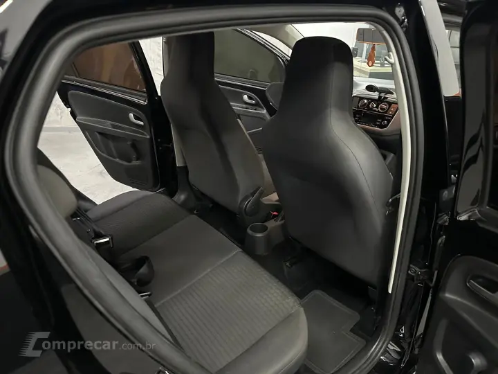 Cross Up 1.0 Tsi 12V Flex 4P Manual