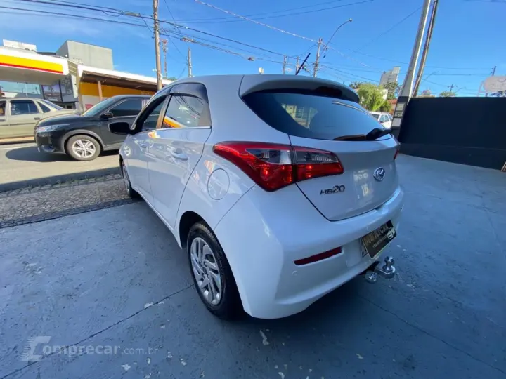 HB20 1.6 COMFORT PLUS 16V FLEX 4P MANUAL