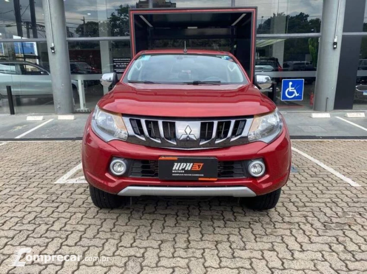 L200 TRITON 2.4 16V Turbo Sport HPE CD 4X4