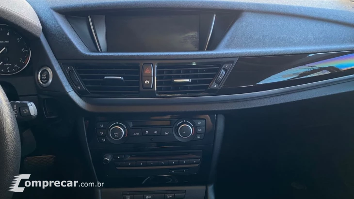 BMW X1 2.0 16V TURBO ACTIVE SDRIVE20I 4P