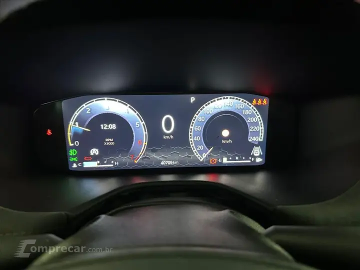 COMMANDER 1.3 T270 TURBO FLEX LIMITED AT6