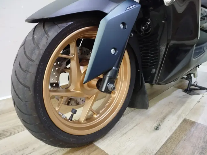 XMAX 250