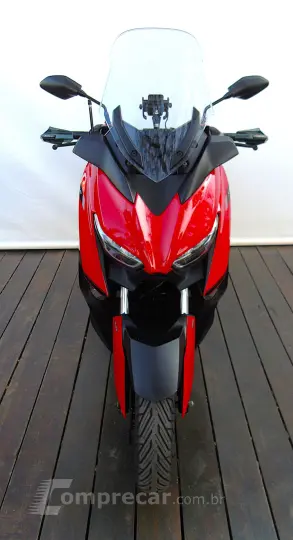 YAMAHA XMAX 250 ABS