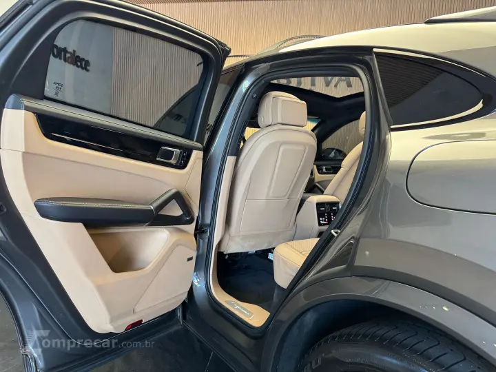 Cayenne 3.0 V6 E-Hybrid Coupé Awd Tiptronic S