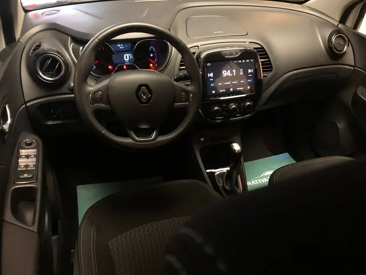 Captur 1.6 16V Sce Flex Life X-Tronic