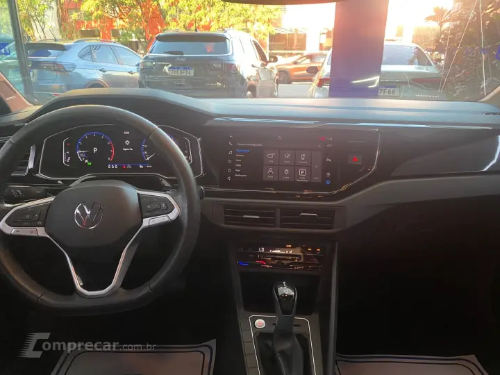 Nivus Highline 1.0 200 TSI Flex Aut.