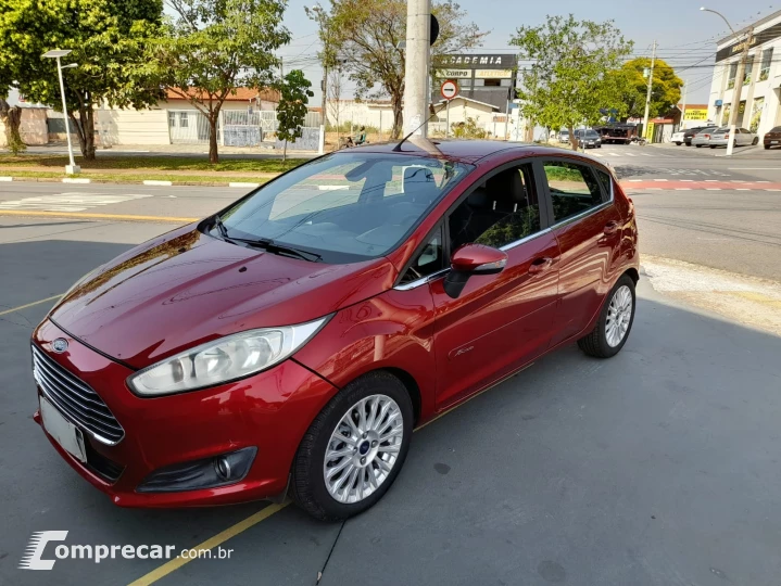 FIESTA 1.6 Titanium Hatch 16V