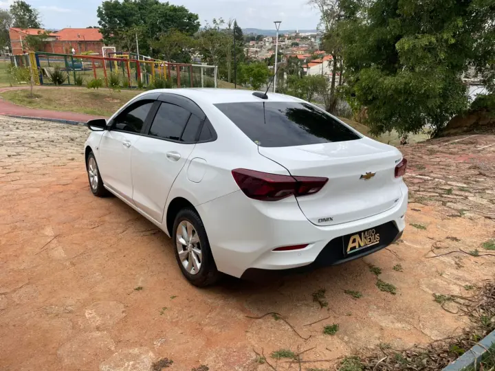 ONIX 1.0 Turbo Plus LTZ