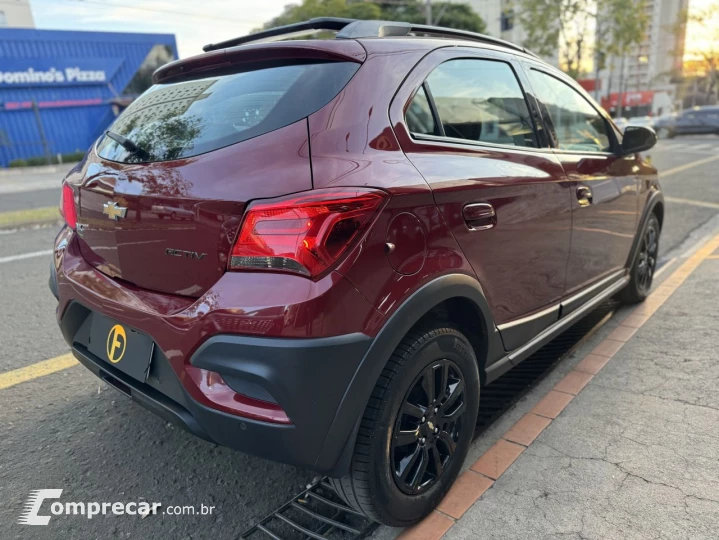 Onix Hatch 1.4 4P FLEX ACTIVE AUTOMÁTICO