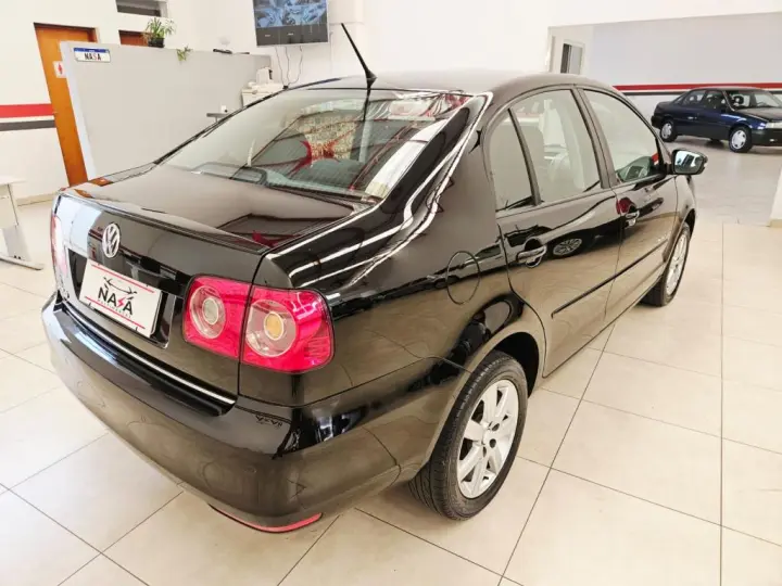 POLO SEDAN 1.6 MI Comfortline 8V